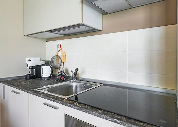 Smart - Moderno E Accogliente Con Terrazza Апартаменты Реджонель-Эмилия